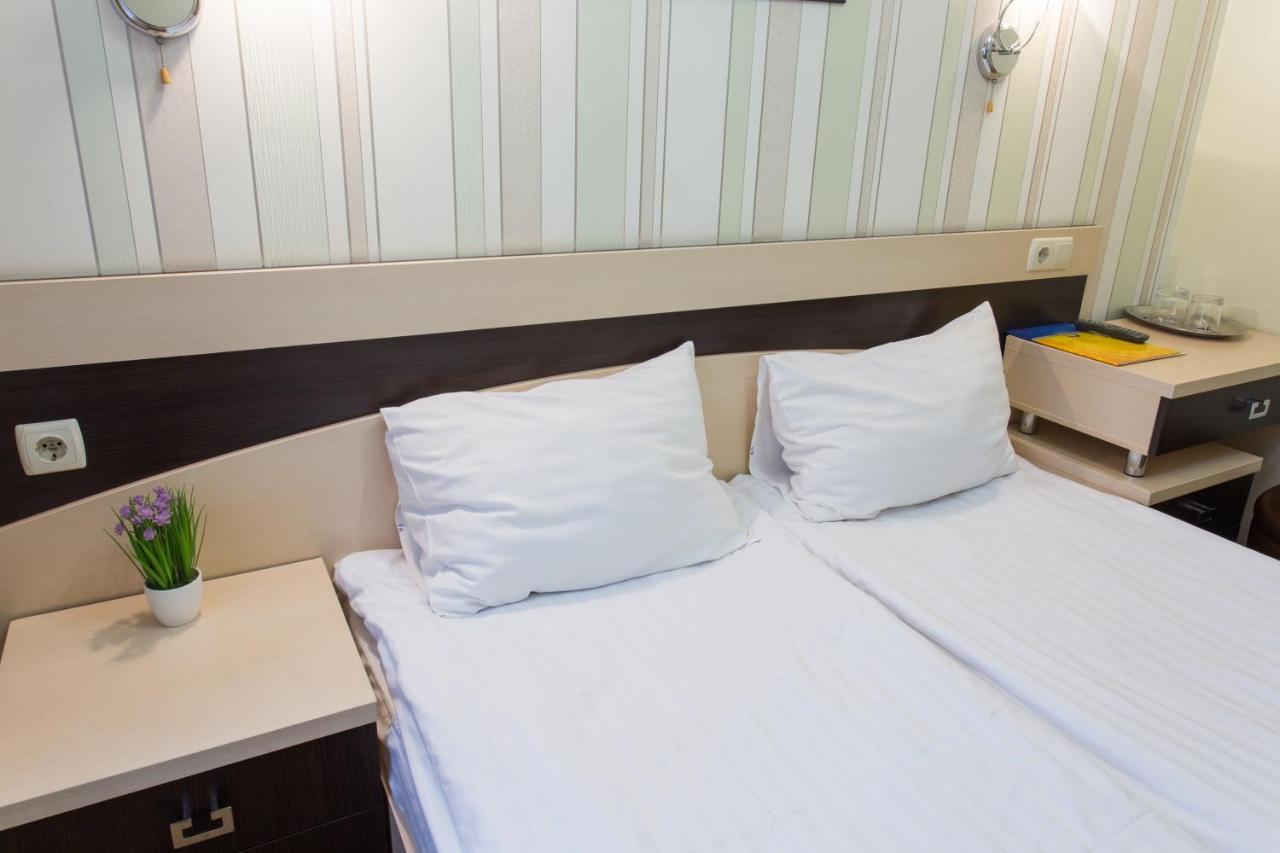 Hotel Voyage Харьков Экстерьер фото
