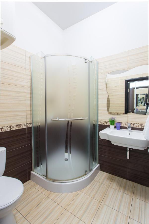 Hotel Voyage Харьков Экстерьер фото